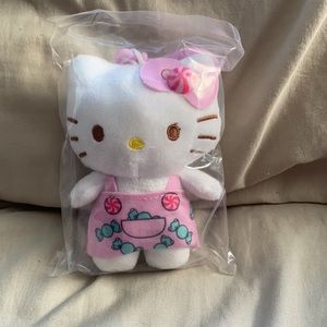 Hello kitty plush danglers